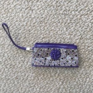 - Vera Bradley wristlet